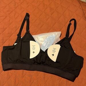 Bodily The Do Anything Nursing and Pumping Bra in Black